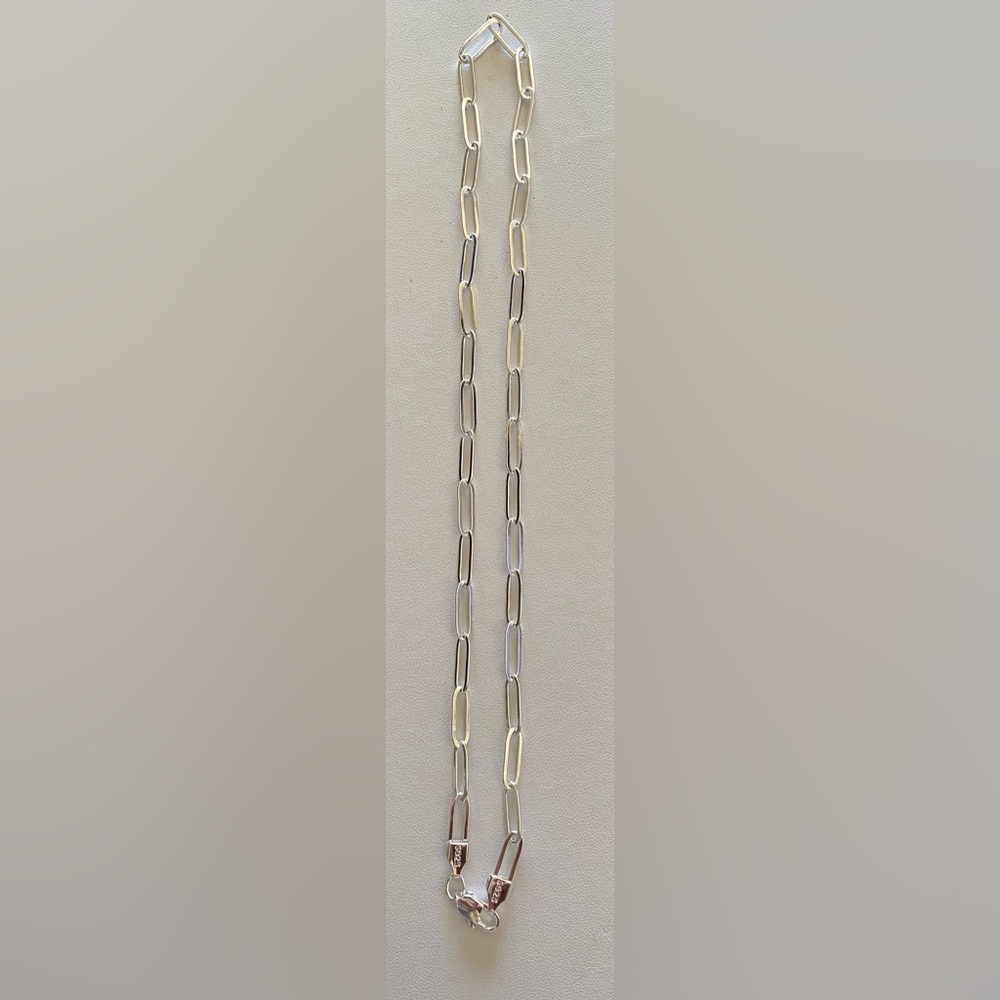 NEW ITEM! 4mm, 18inch Italian Sterling Silver Paperclip chain - Picture 2 of 5